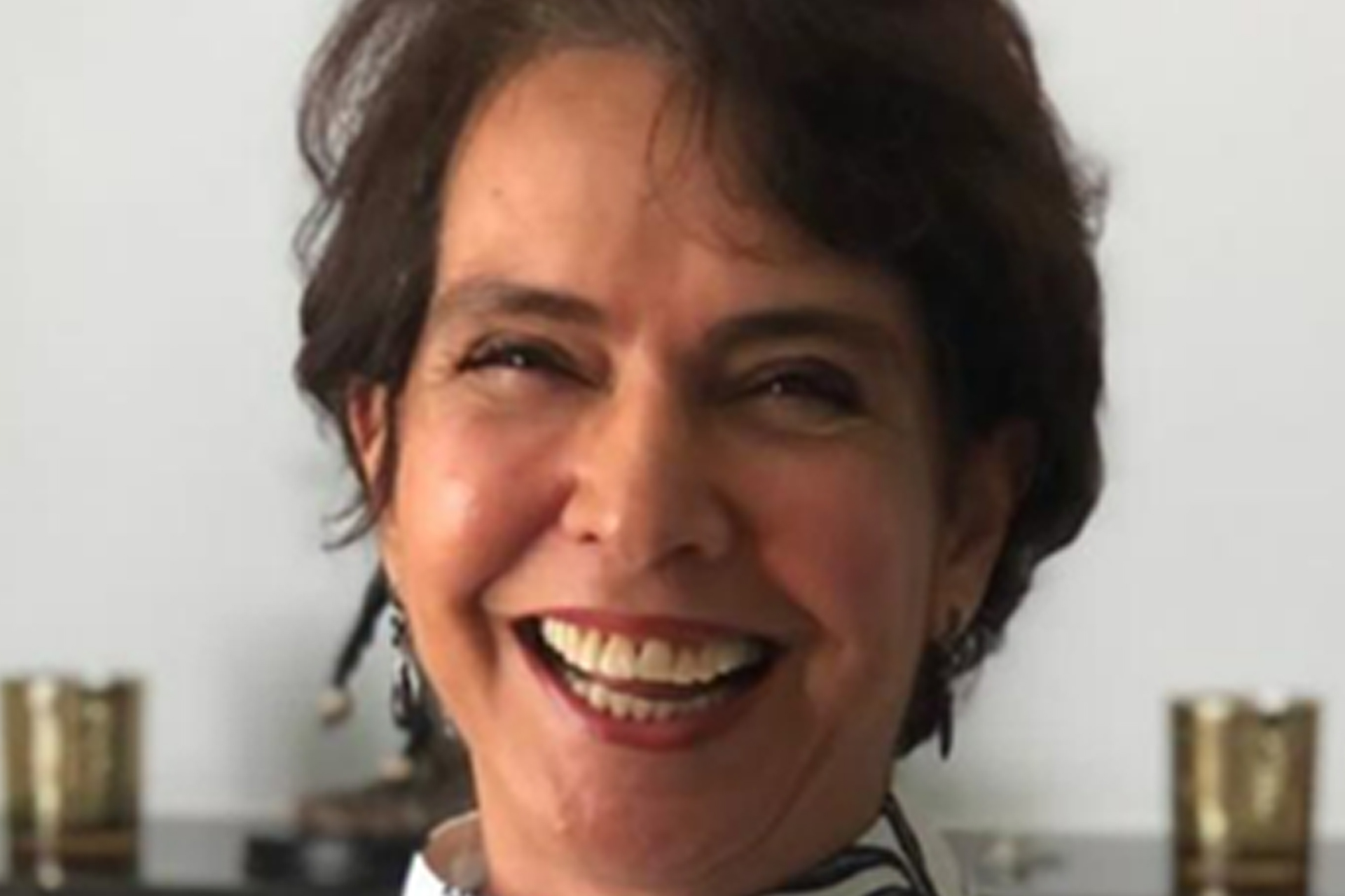 CÉLIA MORAES